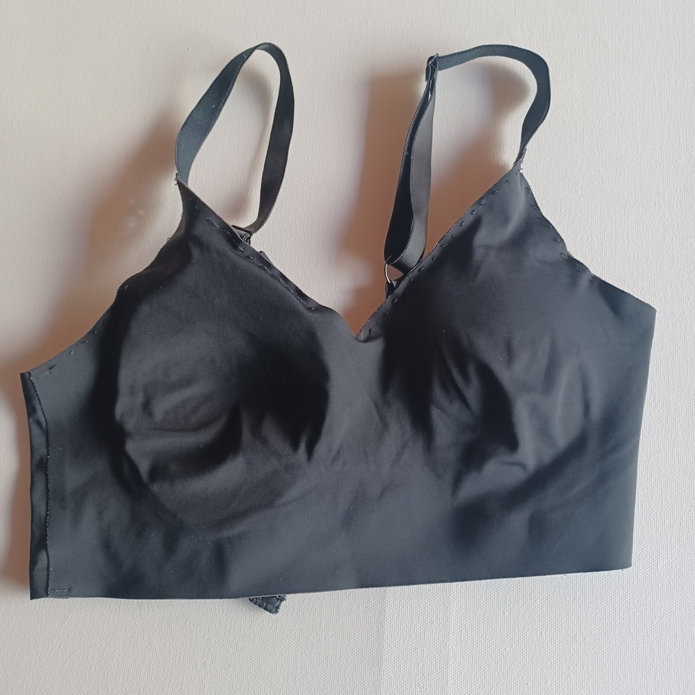 Dip Women Black Seamless Wireless Bralette Adjustable Straps Size M